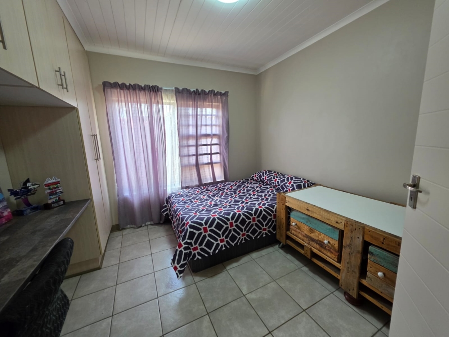 To Let 3 Bedroom Property for Rent in Noordhoek Free State